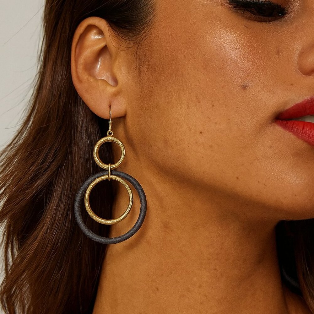 NWOT Mestiere Nickel Free Textured Gold and Gray Thread‎ Hood Dangle Earrings